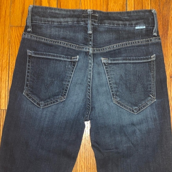 MOTHER JEANS 24 HIGH WAISTED LOOKER COFFEE TEA OR ME EUC STRETCH DARK BLUE - Picture 5 of 6